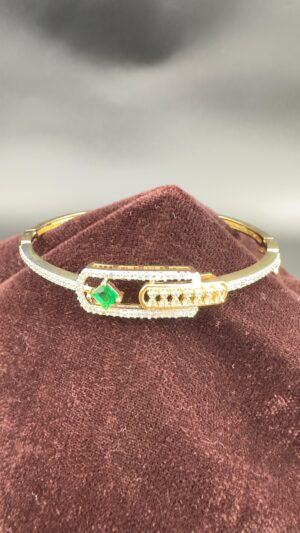 2487938